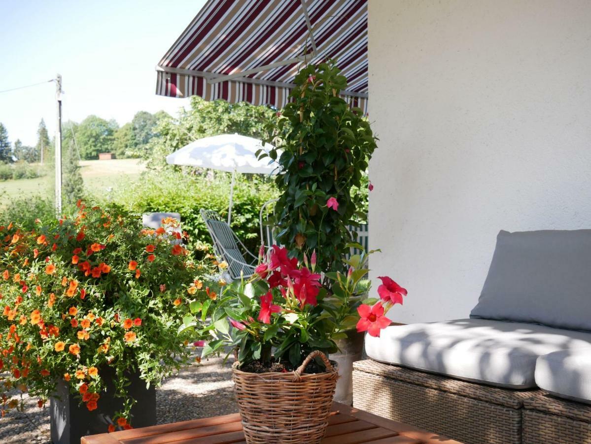 Haus Vita Ferien- Und Seminarhaus Urberg Екстериор снимка